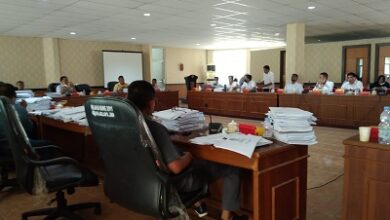 Dewan Berkeras Tuntut TAPD Akomodasi Pokir, Rapat RAPBD 2022 di Banggar DPRD Bone Terhenti
