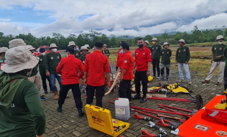 PT CLM Gelar Pelatihan Fire Rescue dalam Pencegahan dan Pengendalian Kebakaran Hutan.