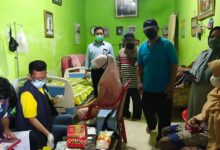 Sekdis Dukcapil Makassar Gelar Vaksinasi di Kediamannya