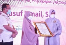 Indira Jusuf Ismail dan Fatmawati Rusdi Dapat Penghargaan Perempuan Inspirator di Hari Ibu