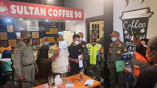 Pemkot Palu Terapkan PPKM Mikro, Tim Gabungan Lancarkan Operasi di Sejumlah Kafe