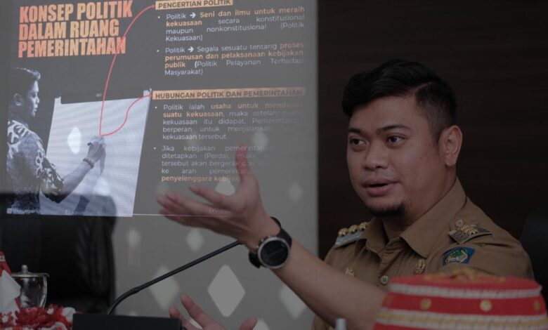 Bupati Adnan Berbagi Pengalaman Politik di Mahasiswa Pascasarjana Unismuh Makassar