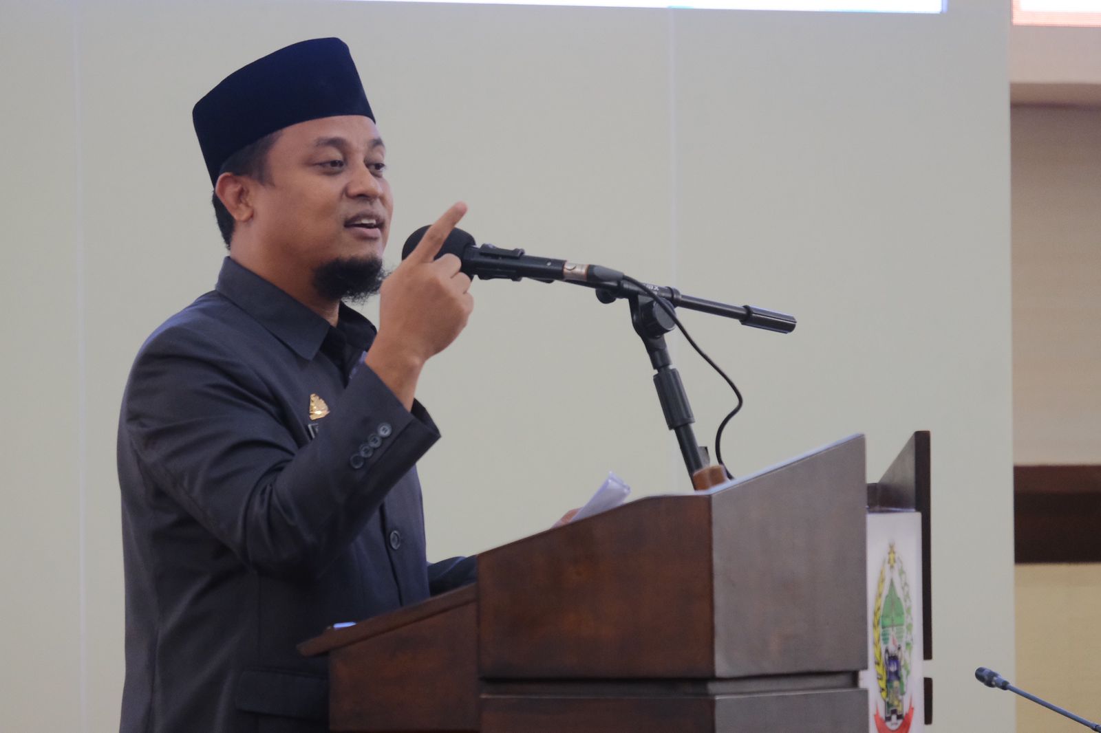 Posisi kedua Indeks Pembangunan Naker, Andi Sudirman Hampir Kalahkan Anies Baswedan