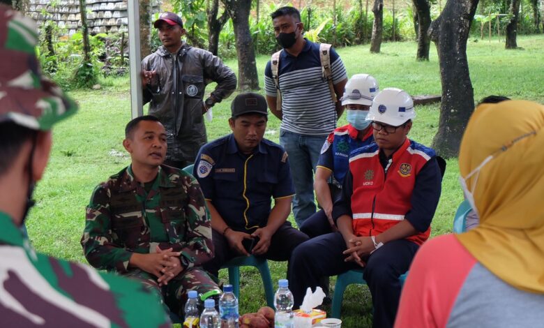 Dandim Pangkep Pimpin Karya Bakti TNI Percepatan Proyek KA di Pabundukang