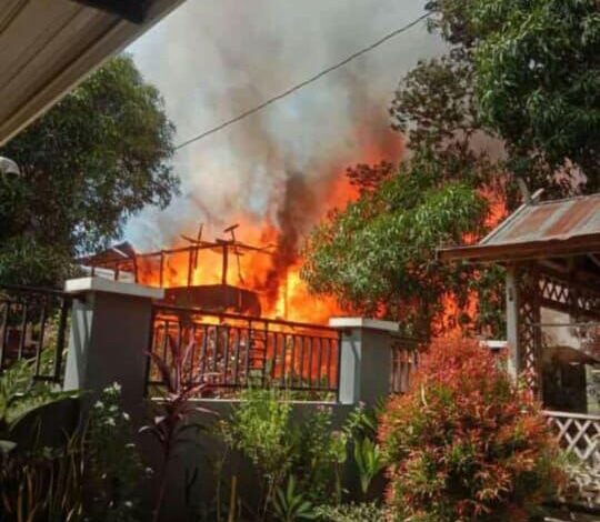 Kebakaran Hebat di Bone! 3 Rumah, 1 Mobil dan Motor Ludes Terbakar