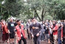 Lewat Outbound, Adnan Perkuat Kekompakan dan Kebersamaan Bersama Relawan PMI Se-Sulsel