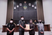 Aturan Retribusi IMB Berubah, Pemkab Gowa Serahkan Ranperda Retribusi Pembangunan Gedung