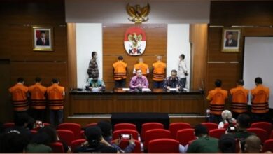 KPK Tahan Wali Kota Bekasi dan Sita Uang Rp5 Miliar