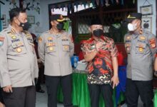 Wabup Gowa Tinjau Vaksinasi Covid-19 Kerjasama Kelurahan Lembang Parang dan Polda Sulsel