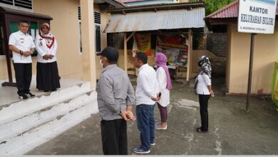 Pantau Kedisiplinan Pegawai, Hadianto Rasyid Rutin Sambangi Kantor Kelurahan