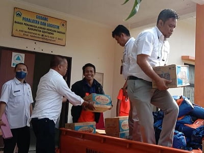 Andi Sudirman Kirimkan Bantuan untuk Warga Terdampak Angin Puting di Bantaeng