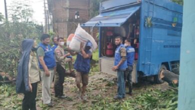 Korban Angin Kencang di Gowa 77 Keluarga Mendapat Bantuan Pemkab