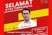 Amran Sulaiman Resmi Gantikan Yusuf Kalla Ketua Umum IKA UNHAS