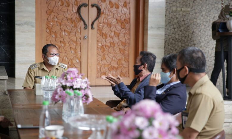 Danny Instruksikan PPID Kota Makassar Siapkan Informasi Publik
