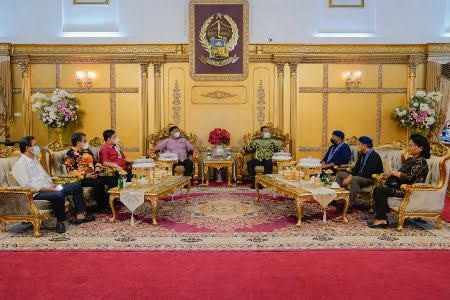 Tamu Pertama Gubernur Andi Sudirman, Bupati Tana Toraja Laporkan Persiapan Daerahnya Tuan Rumah Kongres Nasional GMKI
