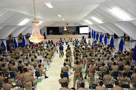 187 Taruna Akademi Angkatan Laut Gelar Malam Ramah Tamah di Lantamal VI Makassar