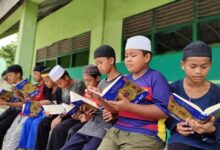 Wakaf Al-Qur'an GW-ACT Dorong Semangat Pelajar di Sidrap Belajar Ilmu Agama