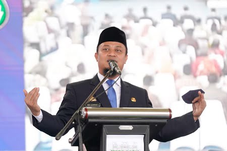 Gubernur Sulsel Ajak Warga Memakmurkan Masjid