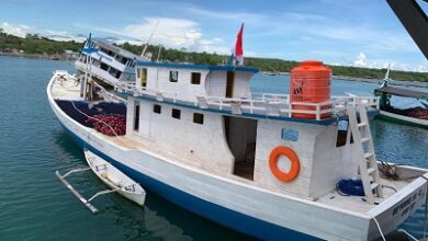 Andi Sudirman Bantu Kapal dan Alat Tangkap kepada Nelayan Kabupaten Selayar