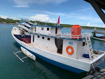 Andi Sudirman Bantu Kapal dan Alat Tangkap kepada Nelayan Kabupaten Selayar