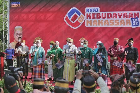 Wali Kota Danny Kukuhkan Dewan Kebudayaan Kota Makassar dan Beri Penghargaan Maestro Kesenian