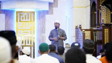 Salat Tarawih Perdana Berjemaah di Masjid Kubah 99 Asmaul Husna, Gubernur: Perbanyak Ibadah