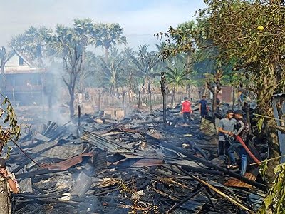 Kebakaran di Jeneponto 10 Rumah Hangus, Gubernur: Tim BPBD Telah Salurkan Bantuan