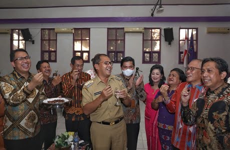 Pendeta Sediakan Danny Buka Puasa, Tepis Makassar Kota Intoleran