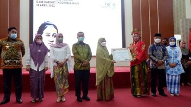 Nakes di Gowa Terima Penghargaan dari Oase Kabinet Indonesia Maju