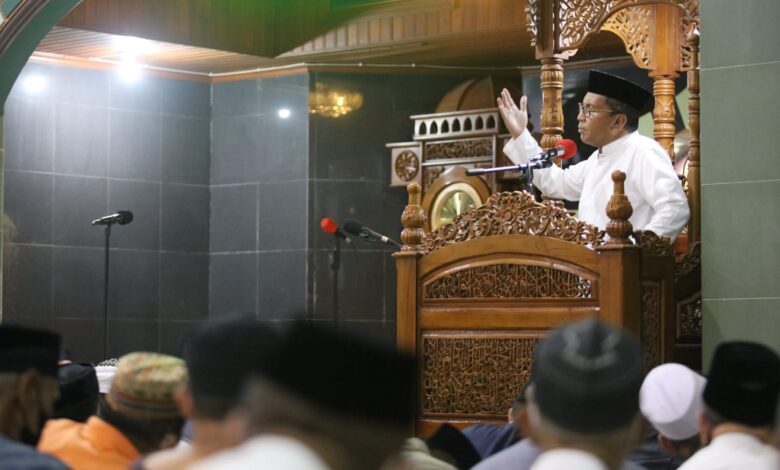Safari Ramadan, Wali Kota Danny Ingatkan Jagai Anakta’