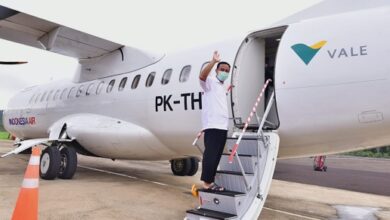 Gubernur Andi Sudirman Terbang dari Bandara Sorowako ke Makassar Usai Diserahkan PT Vale