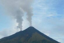 Level Siaga, Warga Diminta Jauhi Gunung Awu Radius 3,5 Kilometer