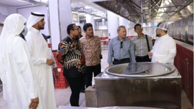 Menag Yaqut Cek Dapur Katering Jemaah Haji Indonesia di Arab Saudi