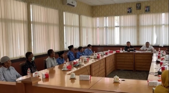 RDPU Terkait Pemberhentian Perangkat Desa di Bone, Saifullah Latif: Tidak Perlu Dipersoalkan Kalau Hanya Berita Acara Pembinaan