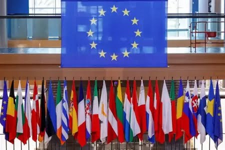 Uni Eropa Embargo Minyak Rusia