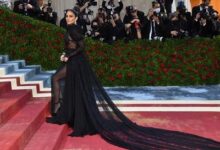 Tampil di Met Gala 2022, Vanessa Hudgens: Saya Seperti Hampir Telanjang