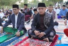 Wali Kota Hadi Khatib Salat Idul Fitri 1443 H di Lapangan Vatulemo