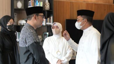 Wali Kota Makassar Sambangi Gedung Pakuan, Berikan Dukungan Moril Untuk Keluarga Ridwan Kamil