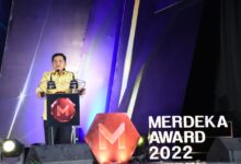 Gubernur Andi Sudirman dapat Penghargaan “Merdeka Award” dalam Peningkatan UMKM Sulsel