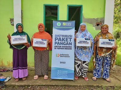 Paket Pangan Tepian Negeri Sambangi Mayoritas Mualaf Salukata Kabupaten Pinrang