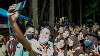 Gubernur Andi Sudirman Sulaiman Berkemah Bersama Pelajar di Moncong Sipolong Gowa