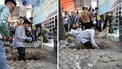 Wali Kota Danny Lakukan Peletakan Batu Pertama Rehabilitasi Masjid PN Makassar