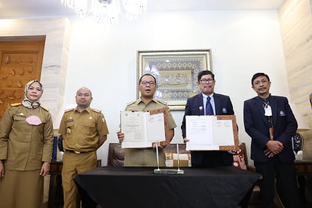 Wali Kota Danny Teken MoU Bersama Politeknik Pariwisata Kembangkan Potensi Wisata Makassar