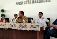 Danny Beri Keterangan di DPRD Makassar: Jalur Kereta Api At Grade Beri Dampak Buruk Warga Makassar