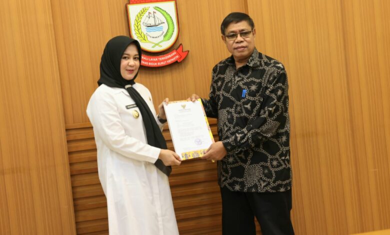 Fatmawati Bersama Rektor UKI Paulus Makassar Perjuangkan Bantuan Rusun PUPR