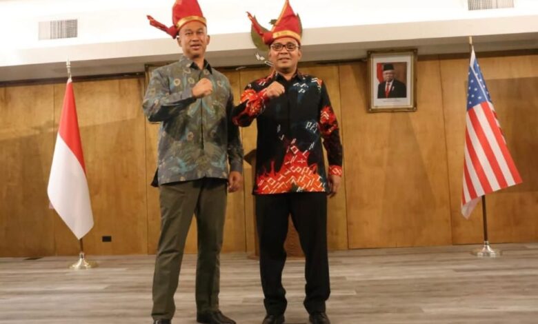 Danny Pomanto Paparkan 10 Peluang Investasi Kota Makassar di Los Angeles