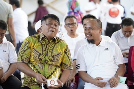 Geliatkan Pariwisata Toraja, Gubernur Sulsel Alokasikan Bantuan Keuangan Subsidi Penerbangan Toraja-Kalimantan