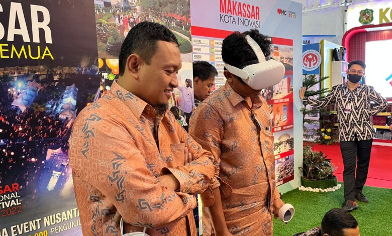 Nuansa Metaverse, Makassar Hadirkan Kacamata VR Oculus Di Booth APEKSI PADANG