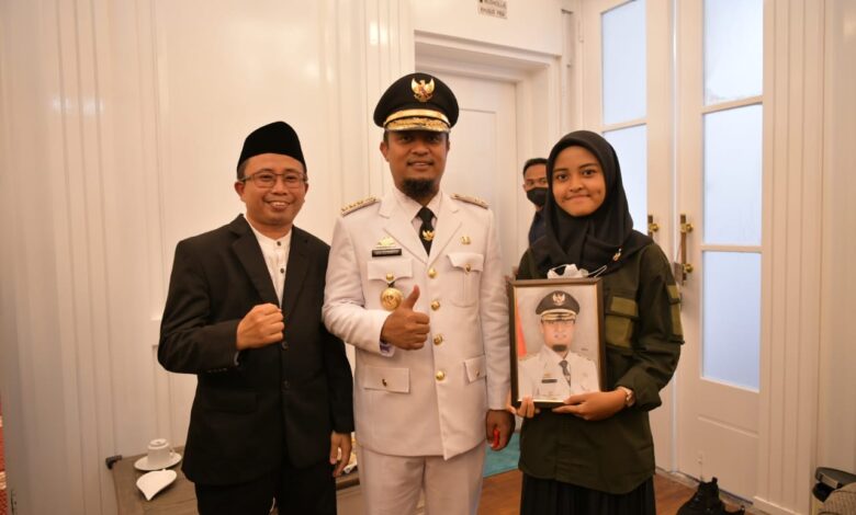 Pelajar Asal Pinrang Ini Jadi Stafsus Sehari Gubernur Andi Sudirman