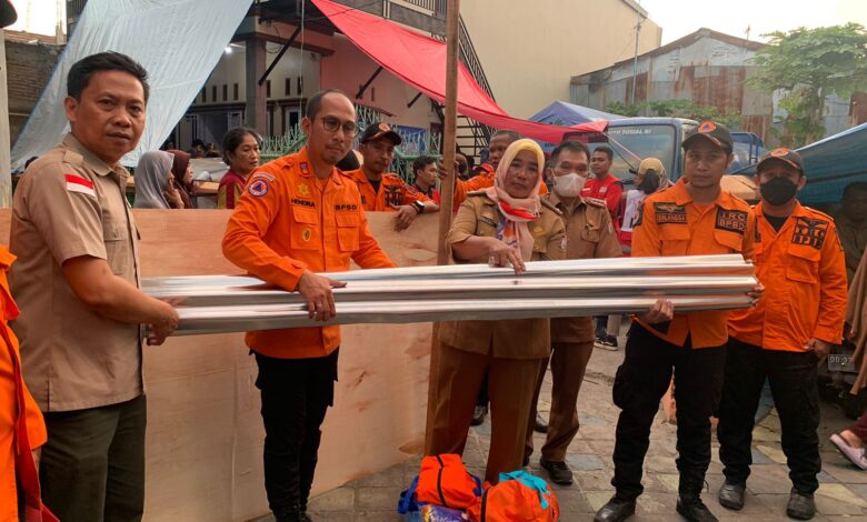 Pemkot Makassar Salurkan Bantuan Logistik dan Material untuk Korban Kebakaran di Rappokalling